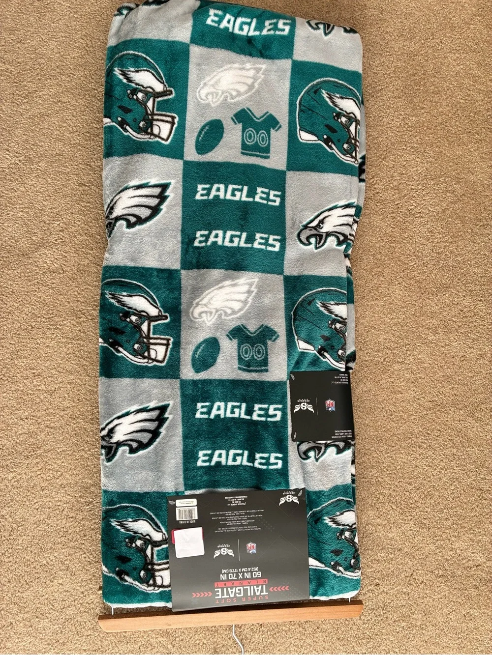 NFL Philadelphia Eagles Plush Team Throw Blanket - Midnight Green/White